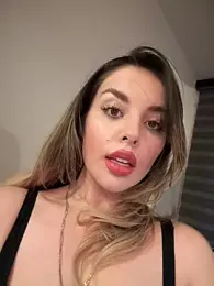 Alirawrz stripchat stream image