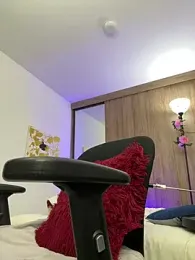 andra_rose stripchat stream image