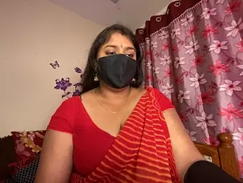 LouleyRanii stripchat stream image