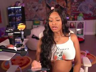 lovenzia camsoda stream image