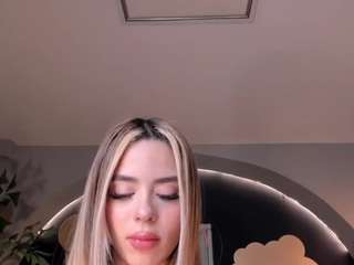 juanitaclay camsoda stream image