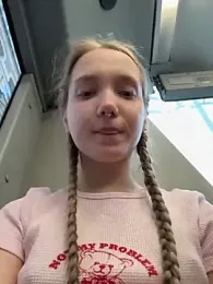 bambi_lu stripchat stream image