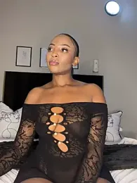 ThickBaddieSA stripchat stream image