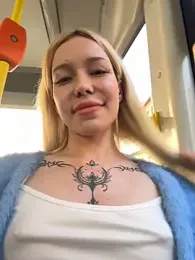 babydolll stripchat stream image