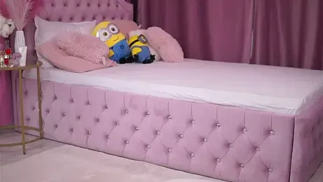 AshleySinn stripchat stream image