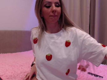blondalina bongacams stream image