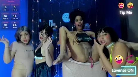 Bunnys-bells2 stripchat stream image