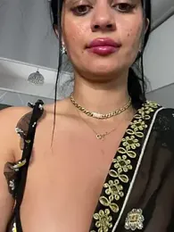 _adelle stripchat stream image