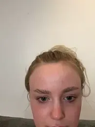 CherryEmmy stripchat stream image