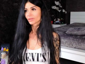 -BABAYAGA- bongacams stream image