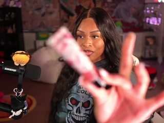 lovenzia camsoda stream image