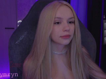 fymryn bongacams stream image