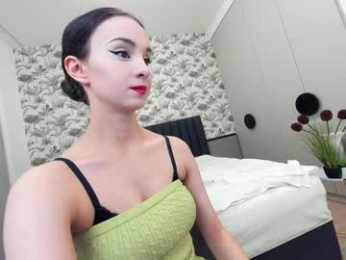 ehotlovea chaturbate stream image