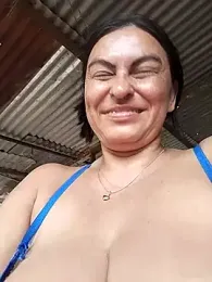 Horny-Mommy-Dirty stripchat stream image