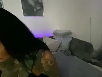 _MelinaCurves_ stripchat stream image