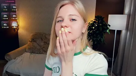 OdelinaFicken stripchat stream image