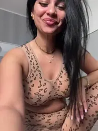 _adelle stripchat stream image