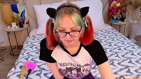 CoralineYoung stripchat stream image