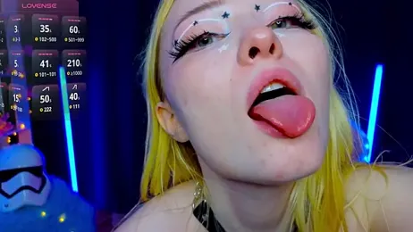 ElswythCovil stripchat stream image