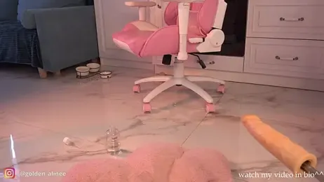 Golden_Aline stripchat stream image