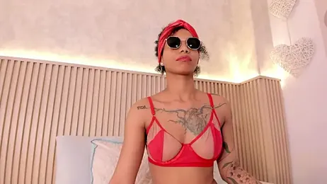 daiana_curly stripchat stream image