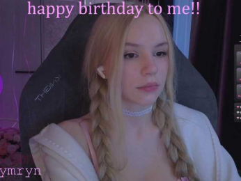 fymryn bongacams stream image