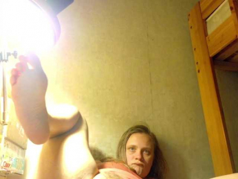 Frummi bongacams stream image