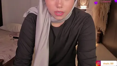 shayla_18 stripchat stream image