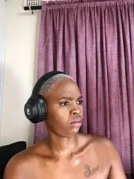 LuciousLips96 stripchat stream image