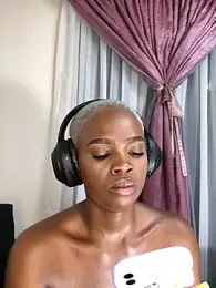 LuciousLips96 stripchat stream image