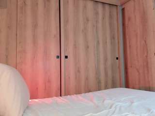 lauracriistina camsoda stream image