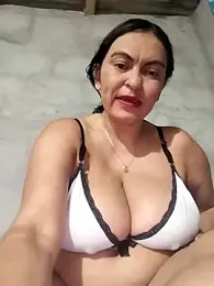 Horny-Mommy-Dirty stripchat stream image